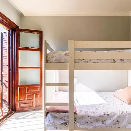 Sf Con Balcones Con Vistas Al Alfonso Xiii Y A La Universidad