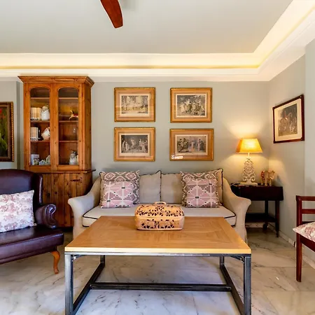 Sf Con Balcones Con Vistas Al Alfonso Xiii Y A La Universidad Apartmán *